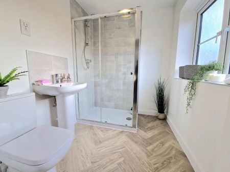 3 bedroom detached house to rent - Photo 5