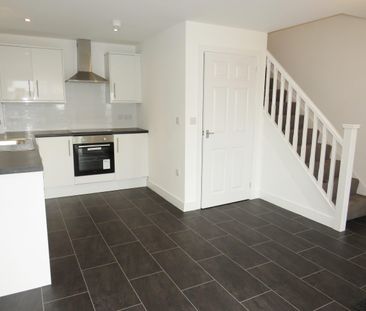 55 Station Road, Ellesmere Port, Little Sutton - Photo 1
