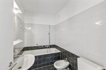 Rent a 4 ½ rooms apartment in Locarno - Photo 5