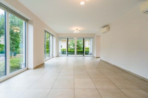 Family house for rent in Budaliget - Photo 1