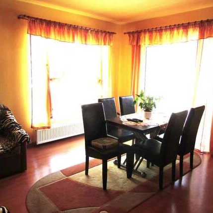 Apartament la prima inchiriere, 68 mp, parcare! Zona strazii Florilor! - Photo 1