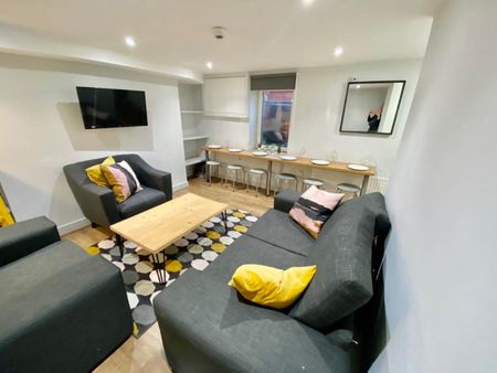Station Terrace (room 6), Bramley, Leeds - Photo 2