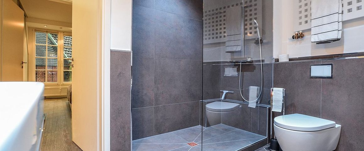 Beste Lage im Belgischen Viertel! Möblierte Wohnung auf 2 Ebenen - Photo 1