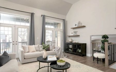 Detached Home For Lease | W9250779 - Photo 4