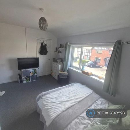 1 bedroom flat to rent - Photo 4