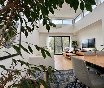 Stylish & contemporary north facing townhouse with an abundance for... - Photo 1