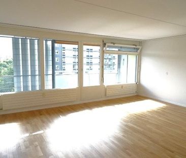 2.5-ZW à 62 m² im 7. OG mit Balkon - Foto 4