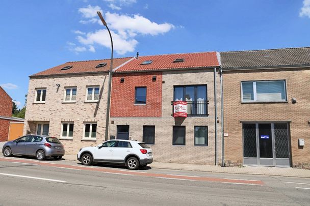 Recent appartement in Tongeren met 3 slaapkamers en terras - Photo 1