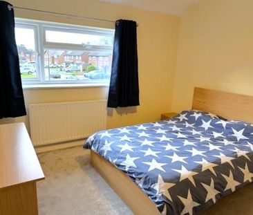 Almond Close, Guildford, GU1 - Photo 1