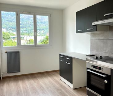 Location Appartement 1 pièce 31m² SEYSSINS 38180 - Photo 2