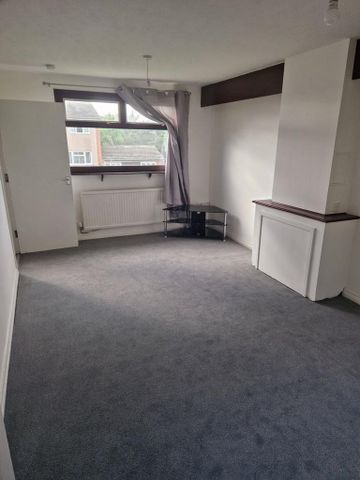 3 bedroom townhouse to rent - Photo 2