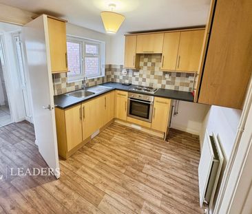 2 bedroom mid-terrace to rent Station Road, Warboys - Photo 2