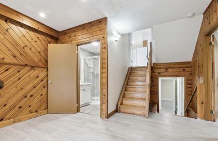 For Lease - 65 Overbank Drive, Oshawa, Ontario - Photo 4