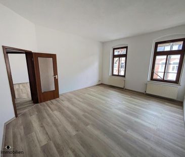 ++ helle 2-Raum Wohnung mit Tageslichtbad, Küche möglich - top-ange... - Photo 6