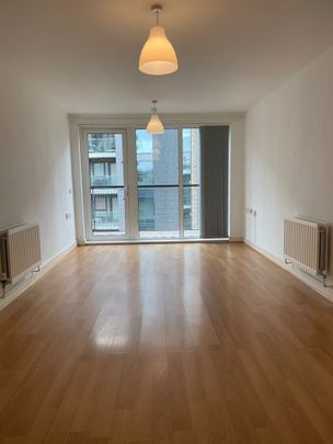 2 Bed Flat, Norman Road, SE10 - Photo 1