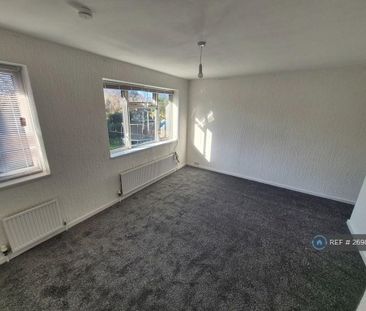 2 bedroom maisonette to rent - Photo 6