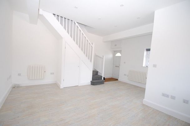 The Broadway, Market Place, Chalfont St. Peter,SL9 - Photo 1