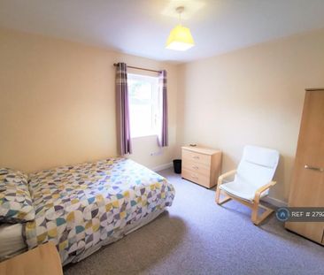 1 bedroom in a house share to rent - Photo 5