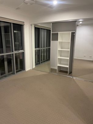 Robina - Photo 1