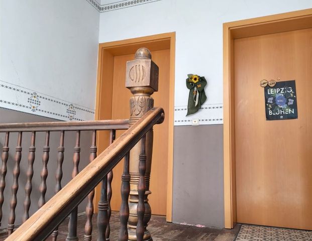 Frisch renoviert - Tolle 2-R-Whg. mit Südbalkon, Bad mit Fenster und Wanne, separate Küche - 2.Etage Cabriofenster! - Foto 1
