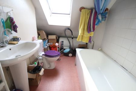 Location Appartement 1 pièce 22m² LILLE 59000 - Photo 2