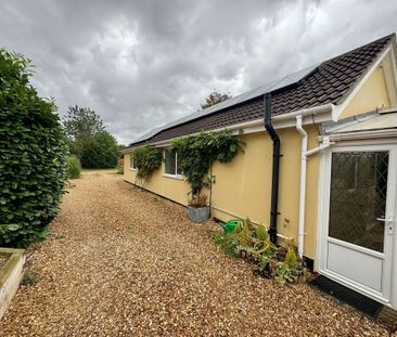 Thetford Road, Northwold - Photo 1