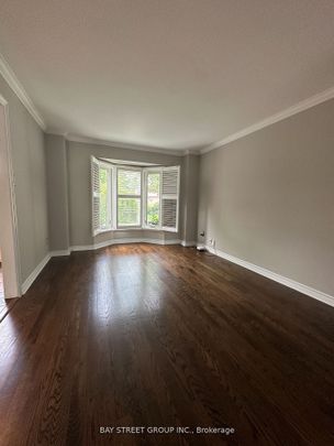 For Lease - 9 Chadburn Crescent, Aurora, Ontario - Photo 1