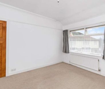 Lyndon Grove, Runcorn, WA7 - Photo 1