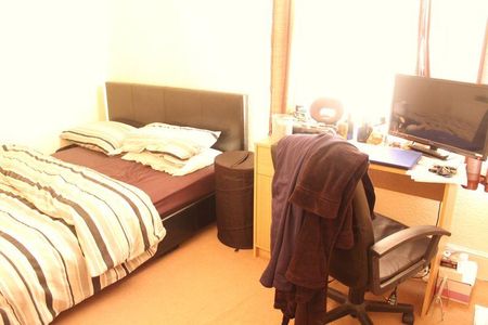 3 bedroom house share to rent - Photo 2