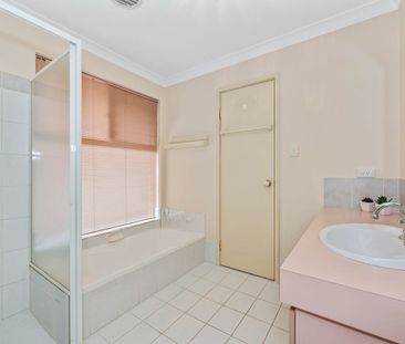 40 Manildra Drive, Dudley Park WA 6210 - House For Rent | Domain - Photo 6