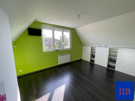 Location Appartement 6 pièces 110m² - Photo 2