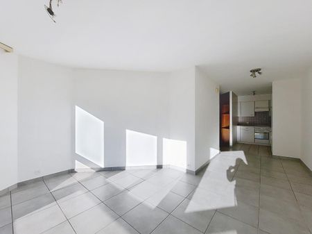 Sion, appartement de 2.5 pièces à l’ouest de la ville avec place de parc - Photo 3