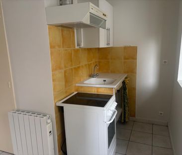 Location Appartement 2 pièces 40m² MONTPELLIER 34000 - Photo 2