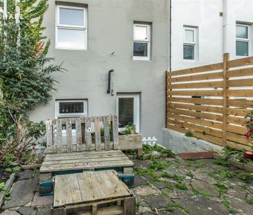 5 bedroom terraced house to rent - Photo 2