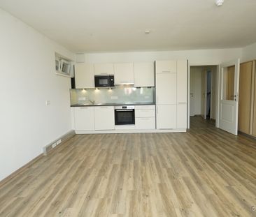 Helle Wohnung in Seekirchen, Balkon, Parkplatz - Photo 3