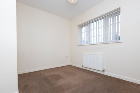 2 bed house to rent in Castle Road, BH9 - Photo 3