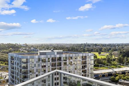 Stunning Two Bedroom Apartment - Partly Furnished - Photo 2