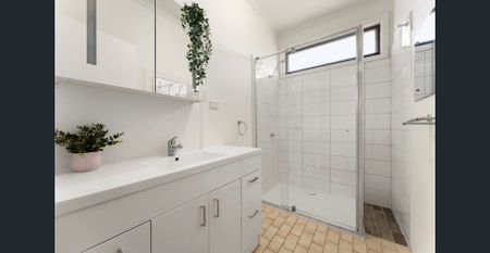 Delightful Home in the Heart of Pascoe Vale - Photo 2