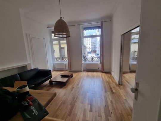 Location Appartement 3 pièces 71m² LYON 2ème - Photo 1