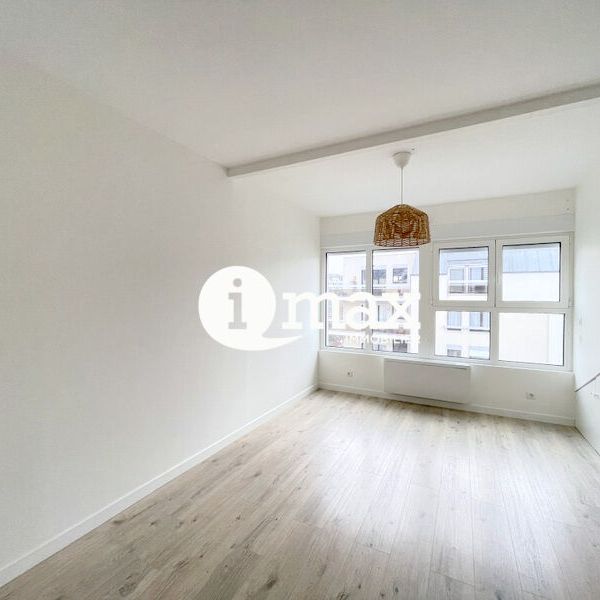 Location Appartement COURBEVOIE - - Photo 1
