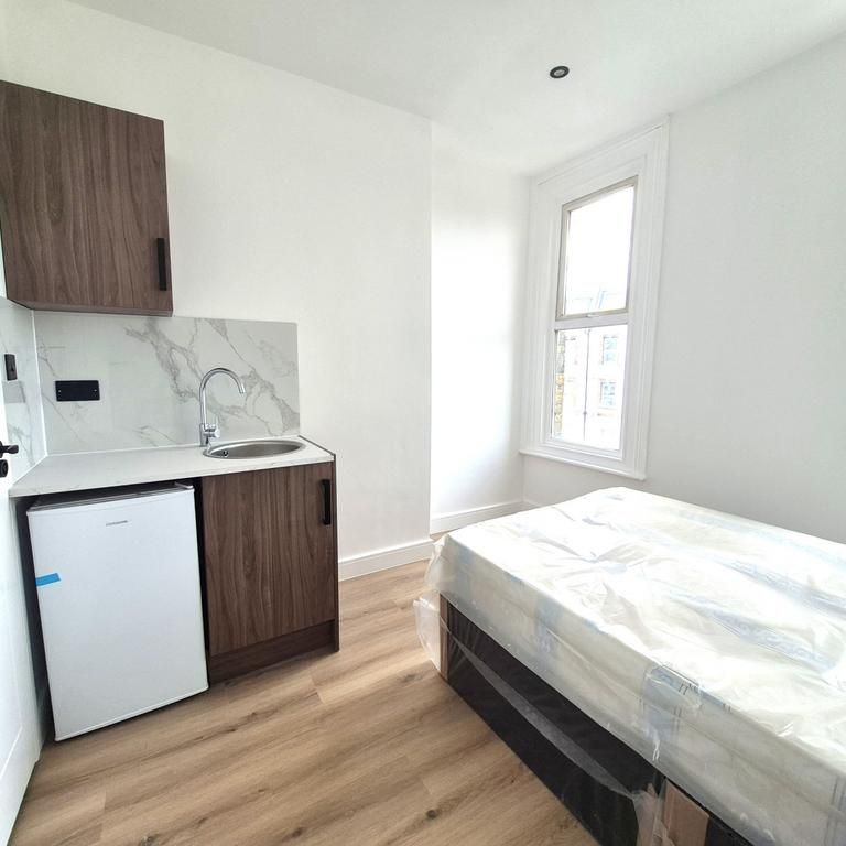 House share to rent - Photo 1