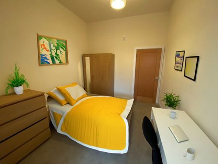 4 Bed Flat, New Walk Central, LE1 - Photo 4