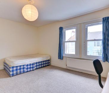 6 bedroom house to rent - Photo 4