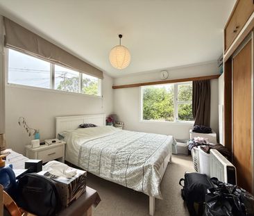 2 Bedroom House in Lower Hutt - Photo 5