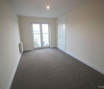 2 bedroom property to rent in London - Photo 2