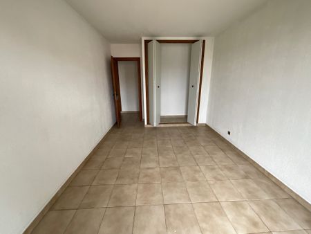 Location Appartement 4 pièces 78m² FOLELLI 20213 - Photo 3