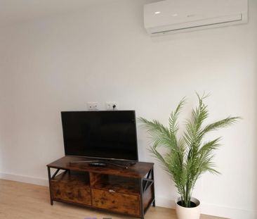 Piso de alquiler en C. Castilla, Triana Casco Antiguo - Photo 1