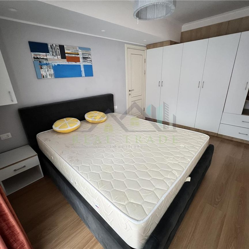 Apartament 2 camere decomandat mobilat lux zona Liceul de informatica - Fotografie 1
