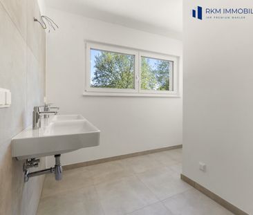 Exklusive hochwertige Doppelhaushälfte inklusive 2 PKW-Stellplätzen - Foto 5