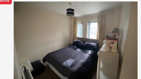 2 Bed Flat, Park Lane, CR0 - Photo 2